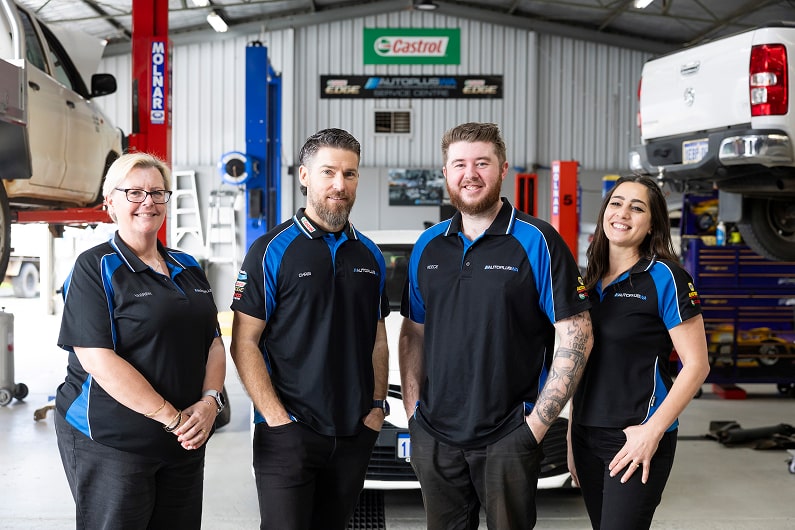 Autoplus WA team at work